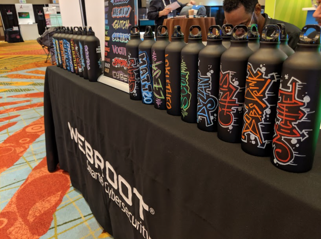 Airbrush artists at your event can make it more green and eco-friendly. 