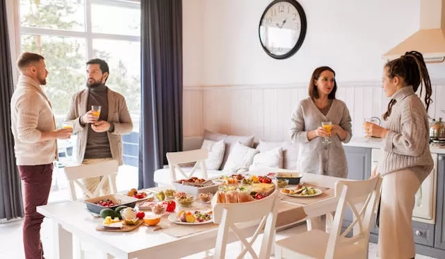 Tips from Airbrush Events on how to entertain with ease.